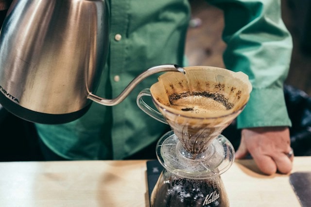 baristická konvice na kávu 1